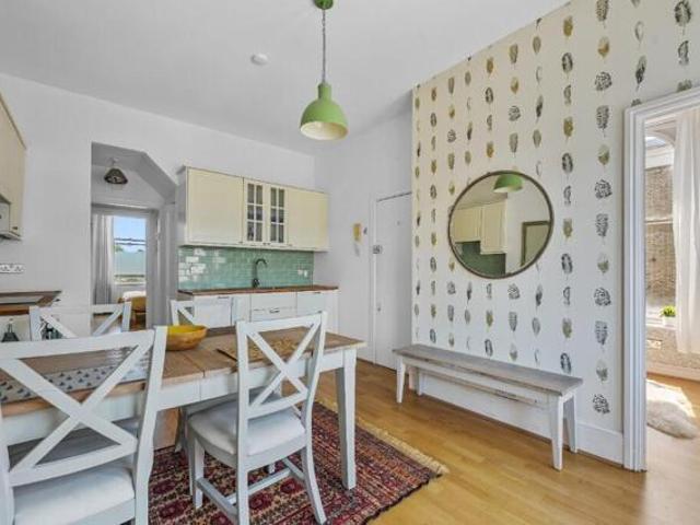 Apartment for sale in London, Greater London