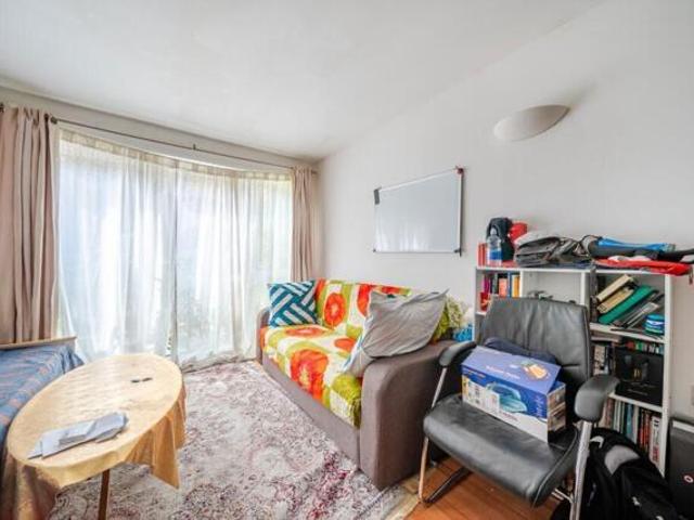 Apartment for sale in St. George in the East, Cat Hill