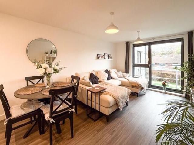 Apartment for sale in St Marks, Maidenhead
