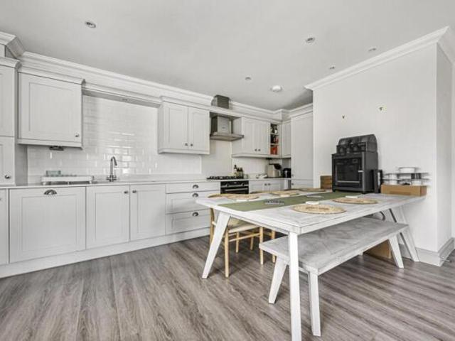 Apartment for sale in Dromore, Oxfordshire