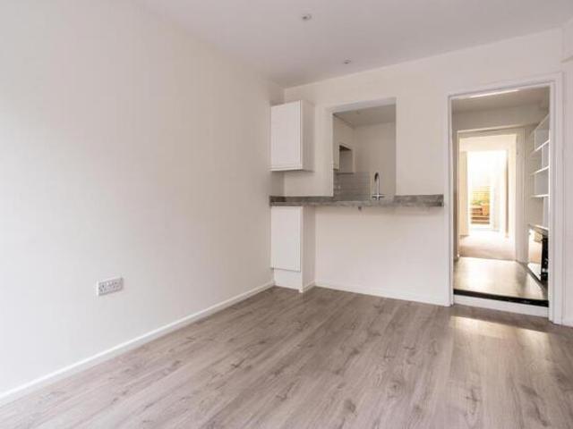 Apartment for sale in Redland, Westbury Park