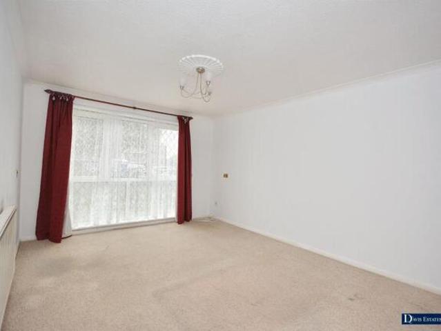 Apartment for sale in Romford, Havering