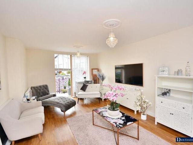 Apartment for sale in Romford, Havering