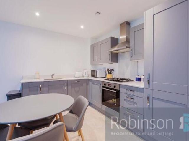 Apartment for sale in Slough, Burnham