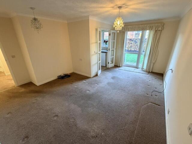 Apartment for sale in Stanford-le-hope, Essex