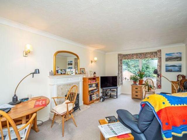 Apartment for sale in Tettenhall, West Midlands