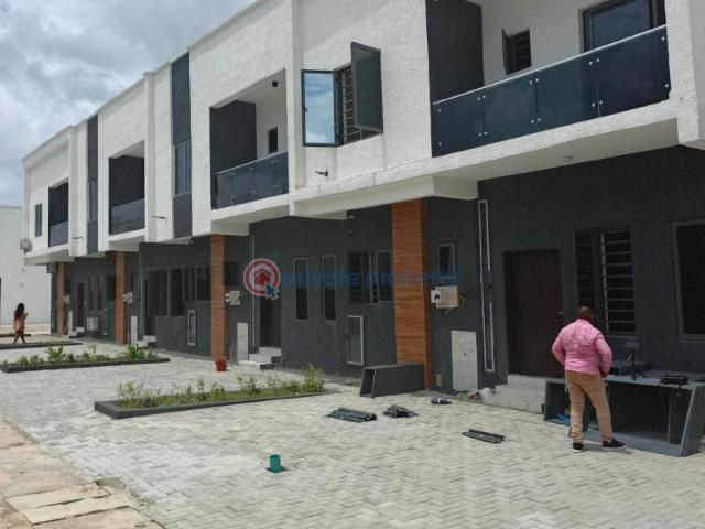 Apartment for sale in Eti Osa, Abuja