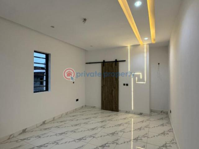 Apartment for sale in Eti Osa, Lagos