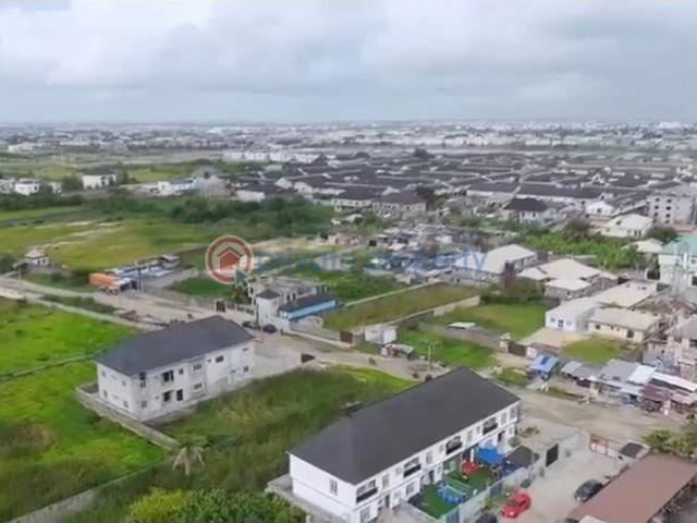 Apartment for sale in Eti Osa, Abuja