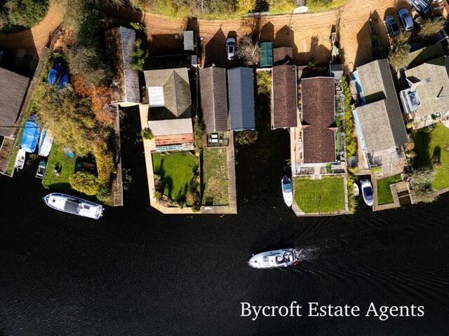 Bungalow for sale in Comers, Norfolk