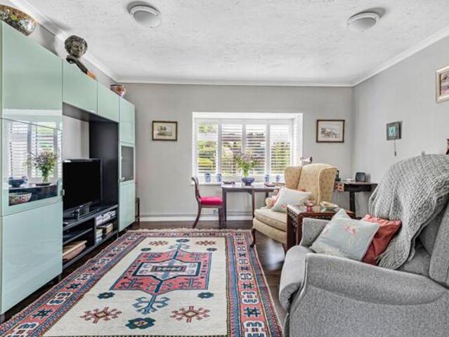 Bungalow for sale in Henley-on-Thames, Berrick Salome