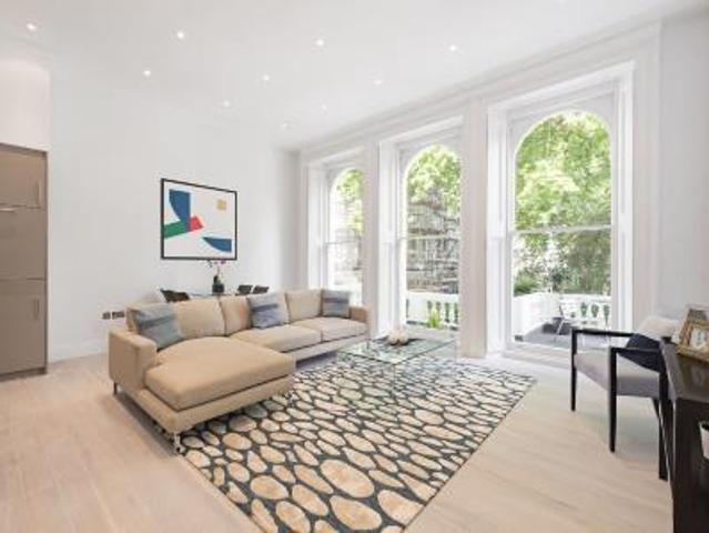 Apartment for sale in Knightsbridge, Greater London