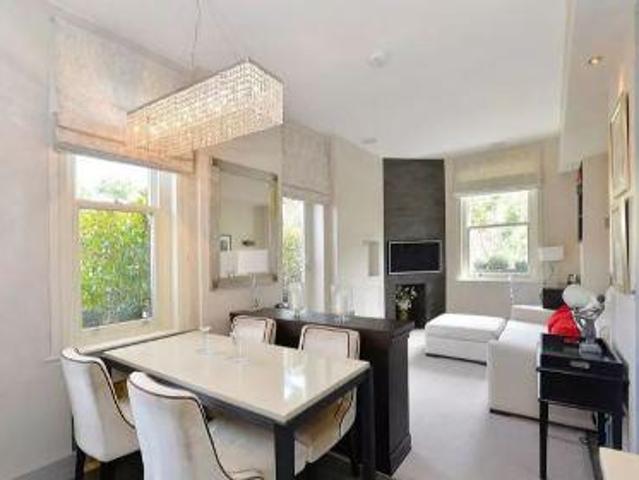 Apartment for sale in Knightsbridge, Greater London