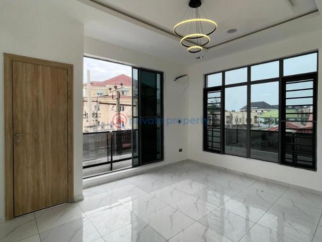 Apartment for sale in Eti Osa, Lagos