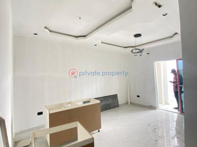 Apartment for sale in Eti Osa, Lagos