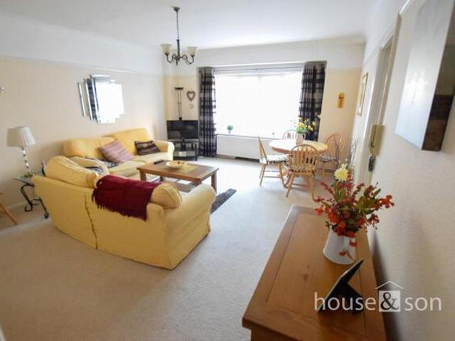 Room for sale in West Cliff, Bournemouth