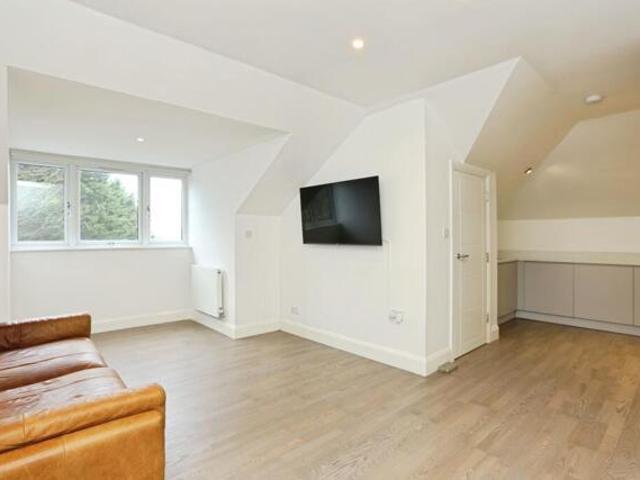 Room for sale in Shortlands, Greater London