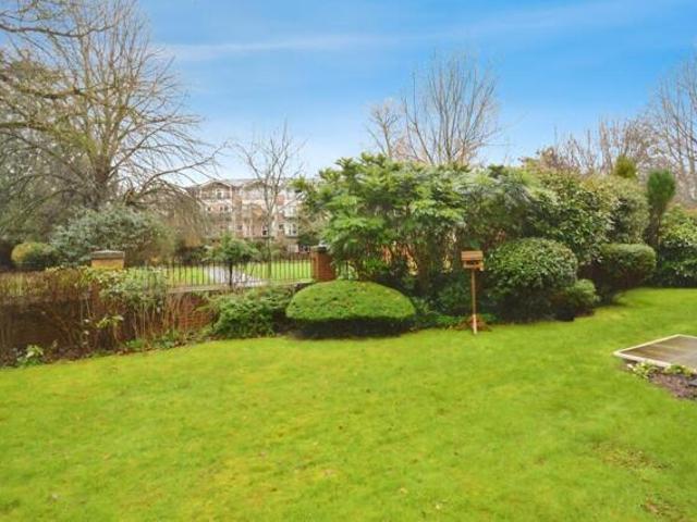 Room for sale in Watergate, Devon