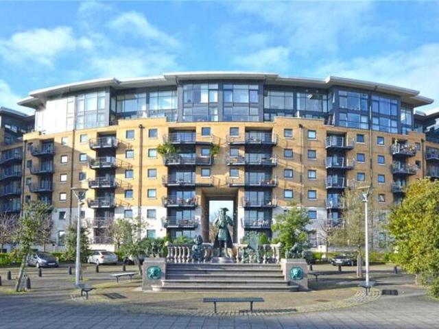 Room for sale in Greenwich Town Centre, Greater London