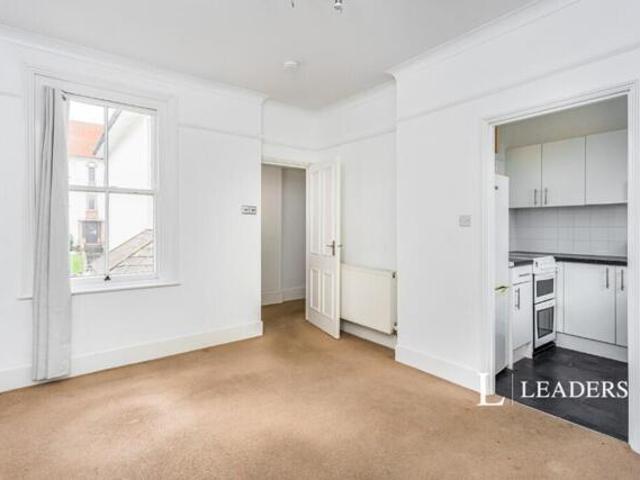 Room for sale in Perryfields, West Sussex