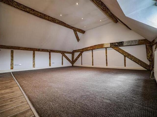 Room for sale in Highfield, Pouchen End