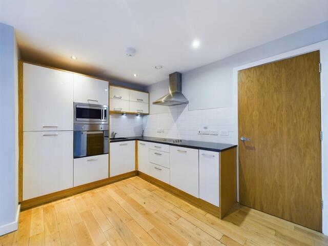 Room for sale in Old Town, Hull