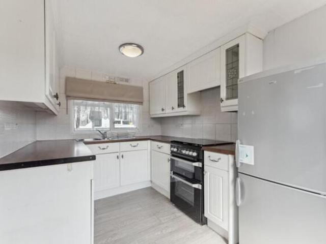 Room for sale in Wexham, George Green