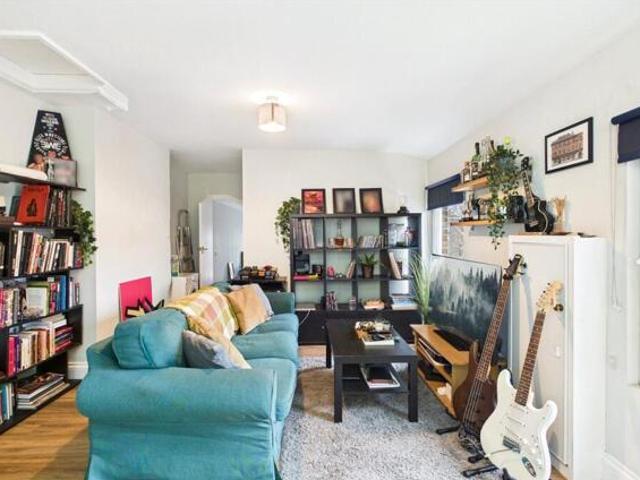 Room for sale in Streatham, Greater London