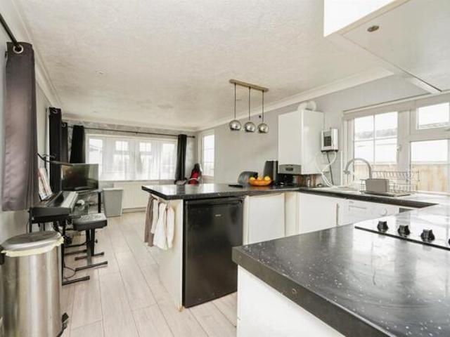 Room for sale in Marston, The Slade
