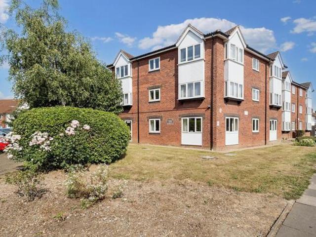 Room for sale in Romford, Havering