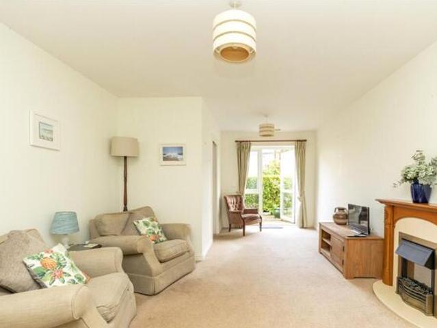 Room for sale in Penbeagle, Cornwall