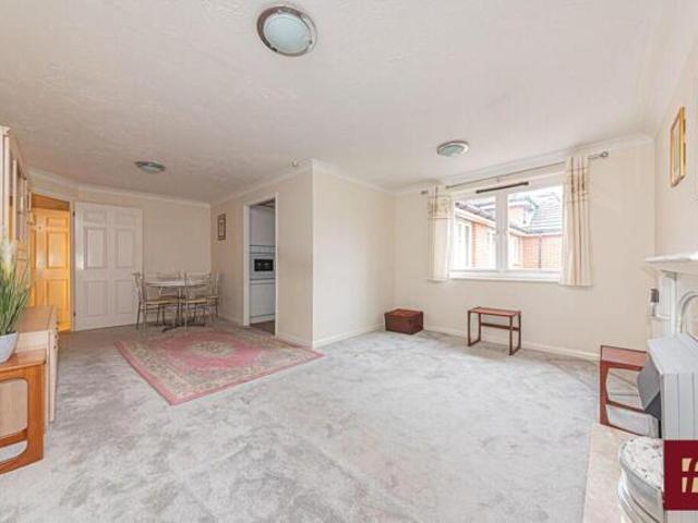 Room for sale in Little Sandhurst, Isle Of Man