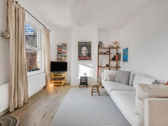 Room for sale in London Borough of Croydon, Thornton Heath