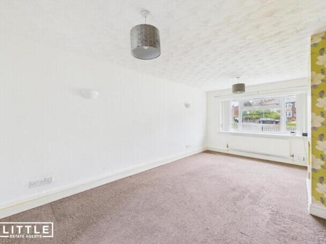 Room for sale in Whiston Cross, Whiston
