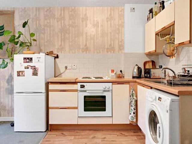 Room for sale in Barbourne, Isle Of Man