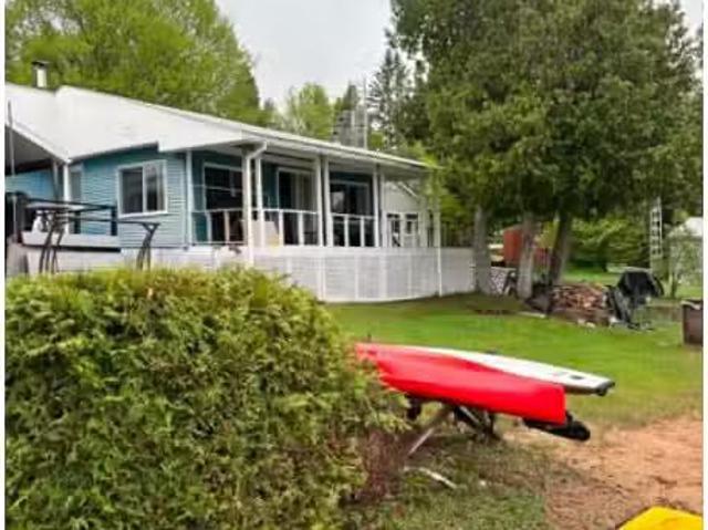 House for sale in Mauricie, Quebec
