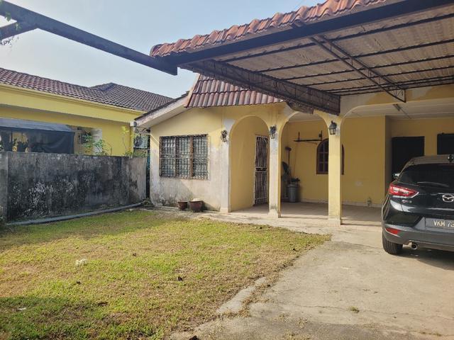 Bungalow for sale in Selayang, Selangor