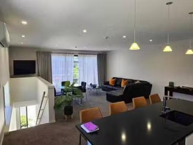 House for sale in Otakou