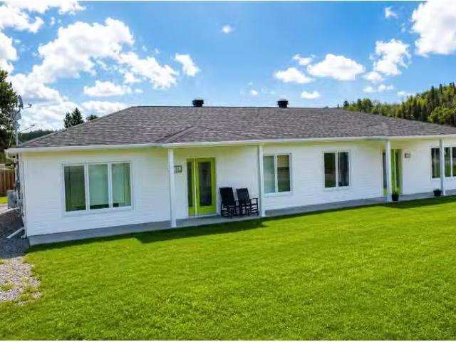 House for sale in Jonquiere, Quebec
