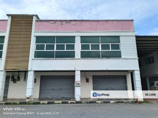 Shop for sale in Bota, Perak Tengah