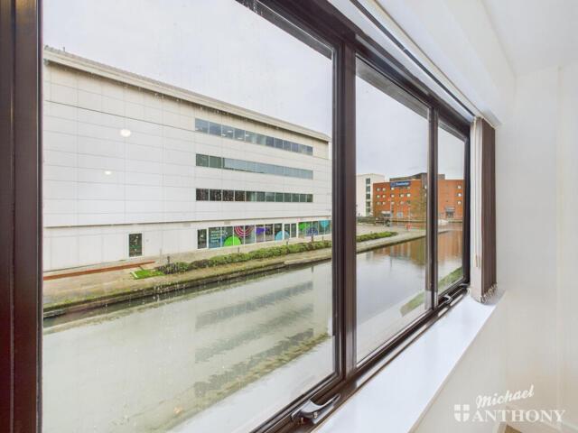 Apartment for sale in Walton, Aylesbury