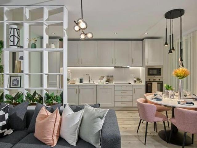 Apartment for sale in Barking, Thames View