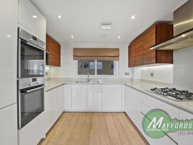 Apartment for sale in Barnet, Temple Fortune