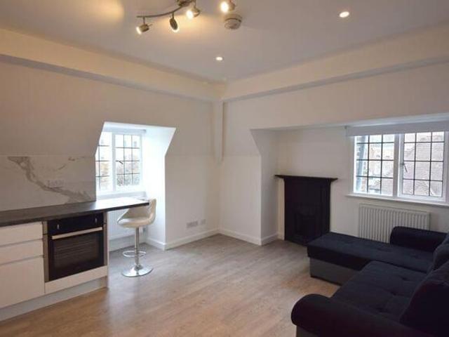 Apartment for sale in Barnet, Temple Fortune