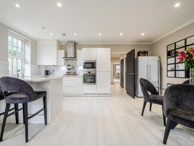 Apartment for sale in Barnet, High Barnet
