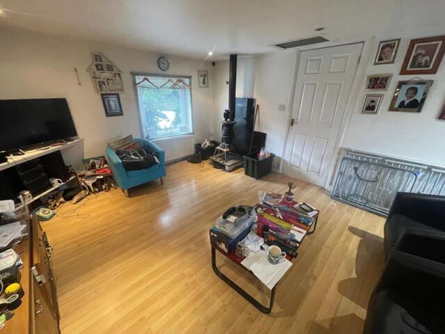 Apartment for sale in Shaw Lands, Pogmoor