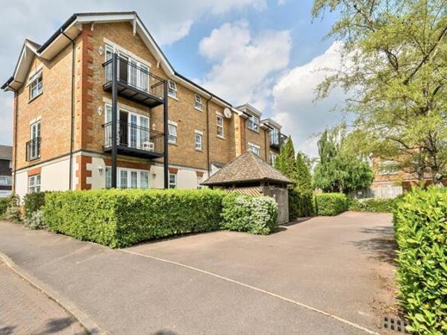 Apartment for sale in Windsor, Berkshire