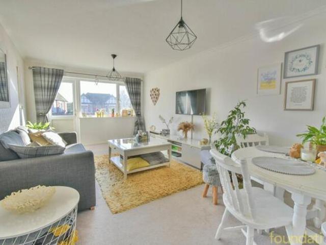 Apartment for sale in Old Town, Heathlands