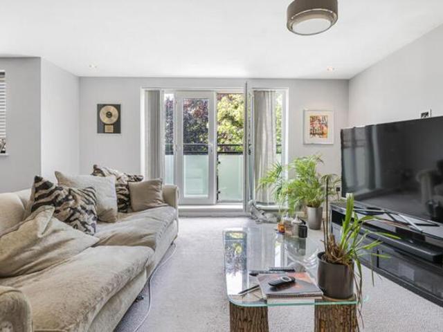 Apartment for sale in Bromley, Shortlands