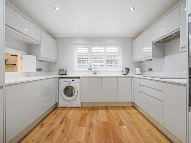Apartment for sale in Bromley, Chislehurst